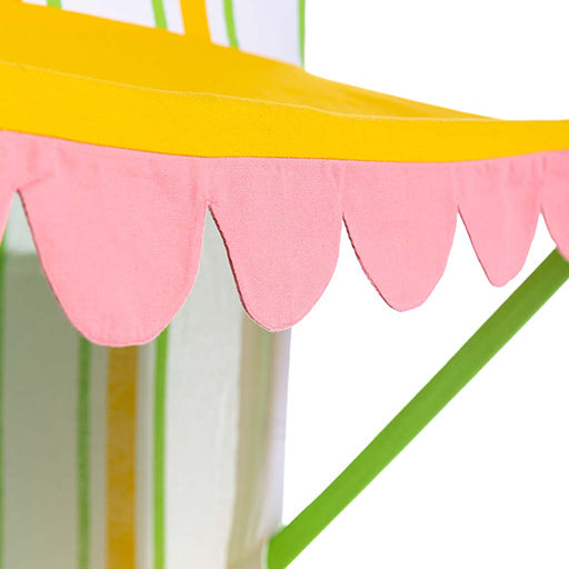 Kids Lemonade Stand showing chalkboard panels, scalloped trim, service window and included apron